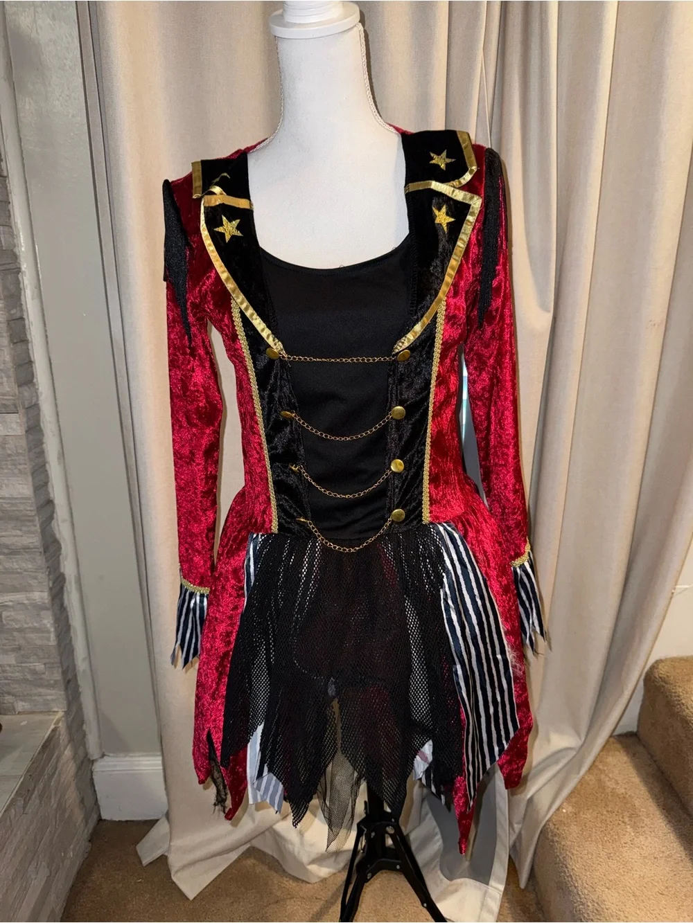 Spirit Halloween Dark Ringmaster Costume S/M